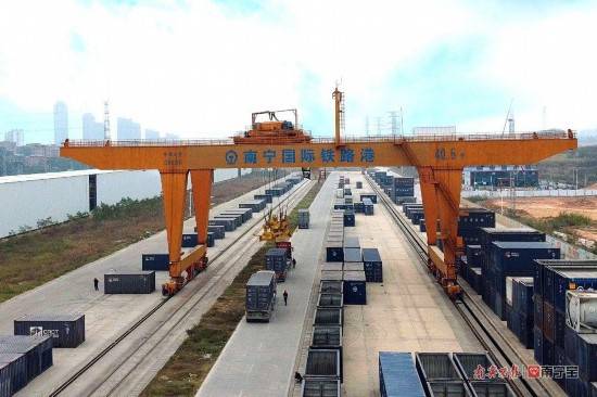 RCEP生效滿月，廣西憑祥鐵路口岸貨物進(jìn)出口同比增長(zhǎng)超六成